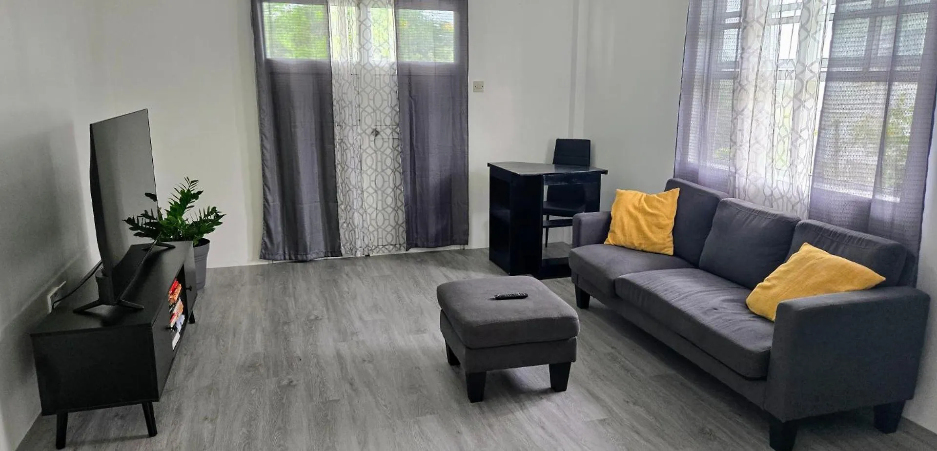 Amiah'S Residence - Spacious Two Bedroom Apartment In St George St. George's